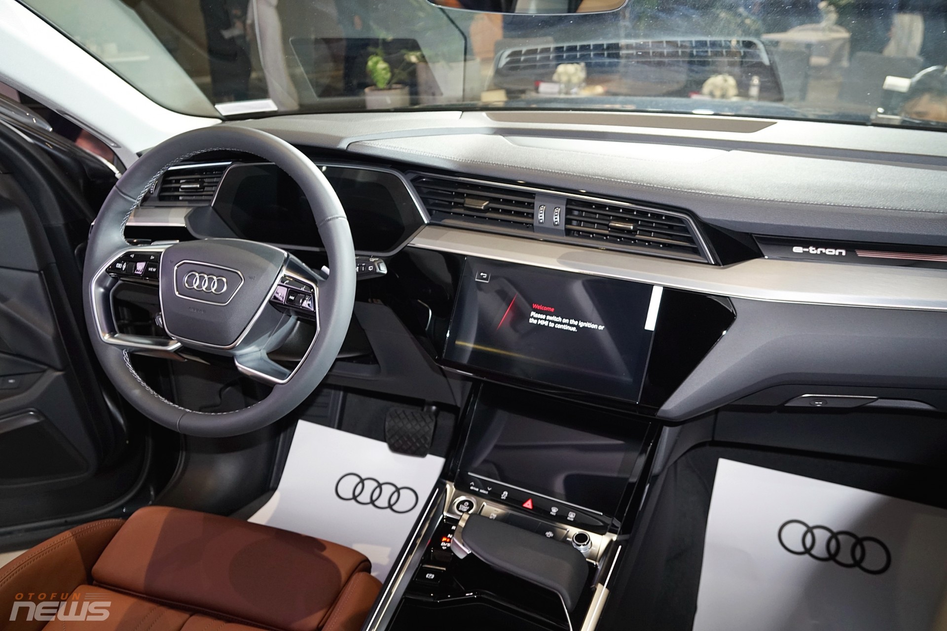 Audi Q8 e-tron ra mắt tại Việt Nam, giá rẻ hơn đối thủ đồng hương Audi Q8 e-tron ra mắt tại Việt Nam, giá rẻ hơn đối thủ đồng hương