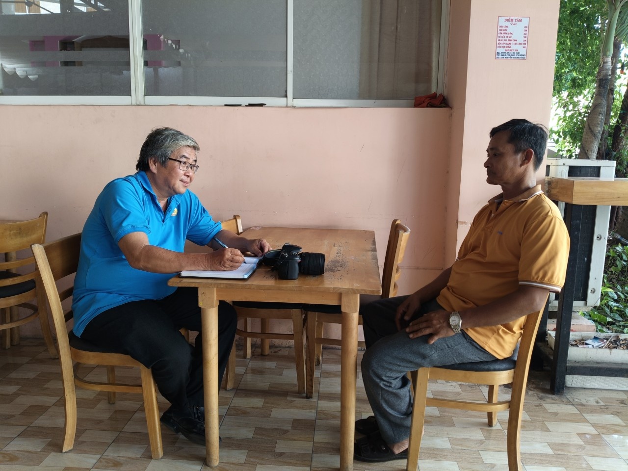 Chất men say của nghề làm báo Chất men say của nghề làm báo