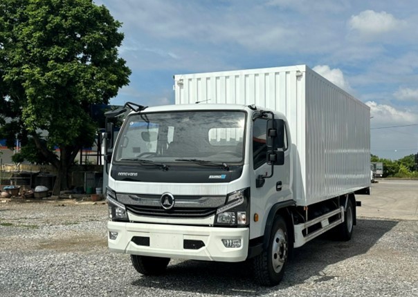 Đồng vàng D8, gương mặt sáng giá trong làng xe tải 8 tấn Đồng vàng D8, gương mặt sáng giá trong làng xe tải 8 tấn