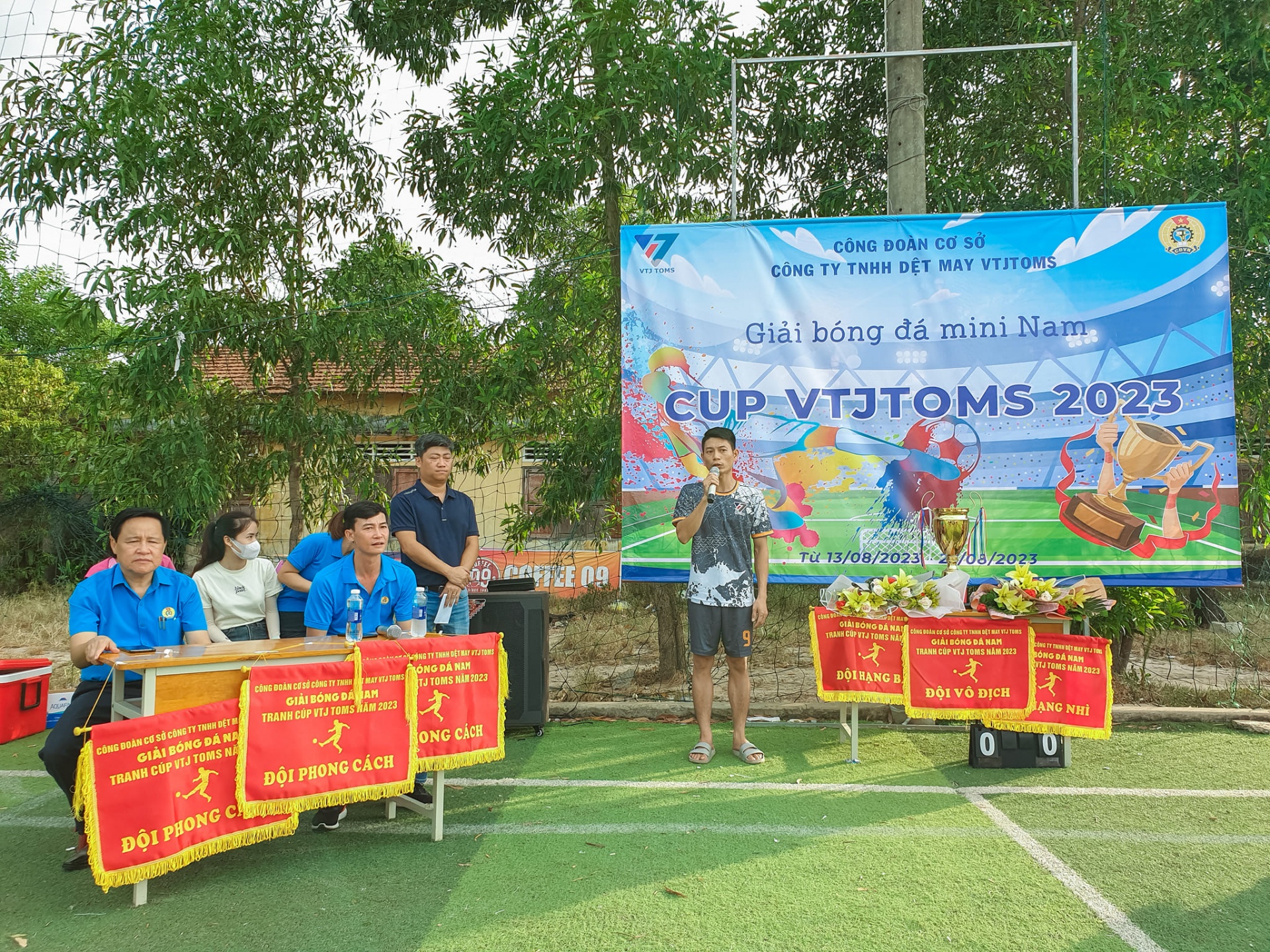 Công đoàn Công ty TNHH Dệt may VTJ TOMS: lan tỏa yêu thương từ tổ chức Công đoàn Công đoàn Công ty TNHH Dệt may VTJ TOMS: lan tỏa yêu thương từ tổ chức Công đoàn