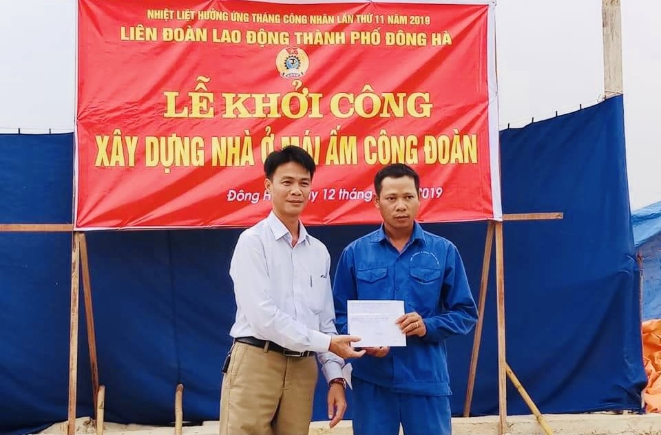 “Một đội ngũ, một mục tiêu” cho đời xanh mãi “Một đội ngũ, một mục tiêu” cho đời xanh mãi