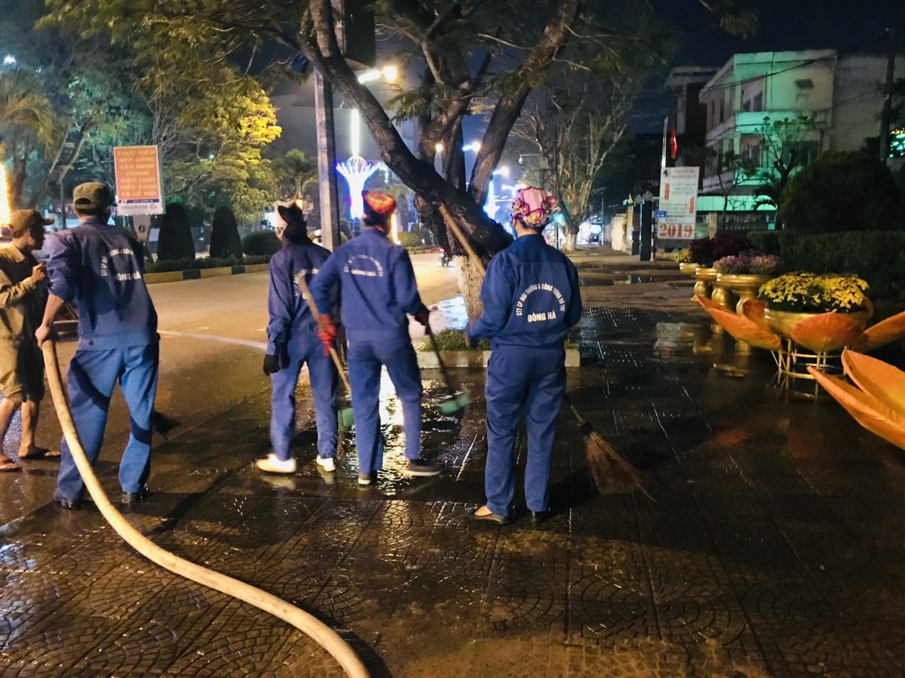 “Một đội ngũ, một mục tiêu” cho đời xanh mãi “Một đội ngũ, một mục tiêu” cho đời xanh mãi