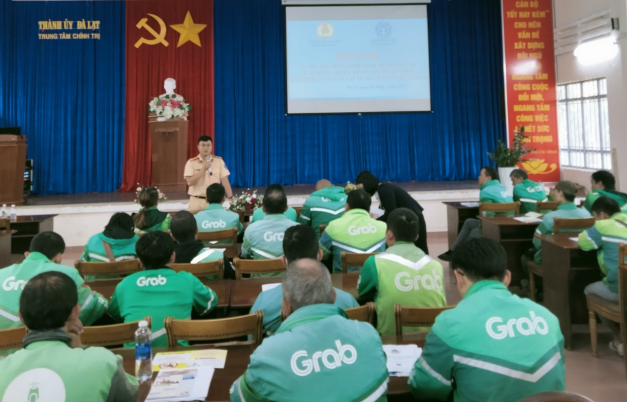 Công đoàn - Nơi gắn kết và chia sẻ của Tài xế xe công nghệ ở Đà Lạt Công đoàn - Nơi gắn kết và chia sẻ của Tài xế xe công nghệ ở Đà Lạt