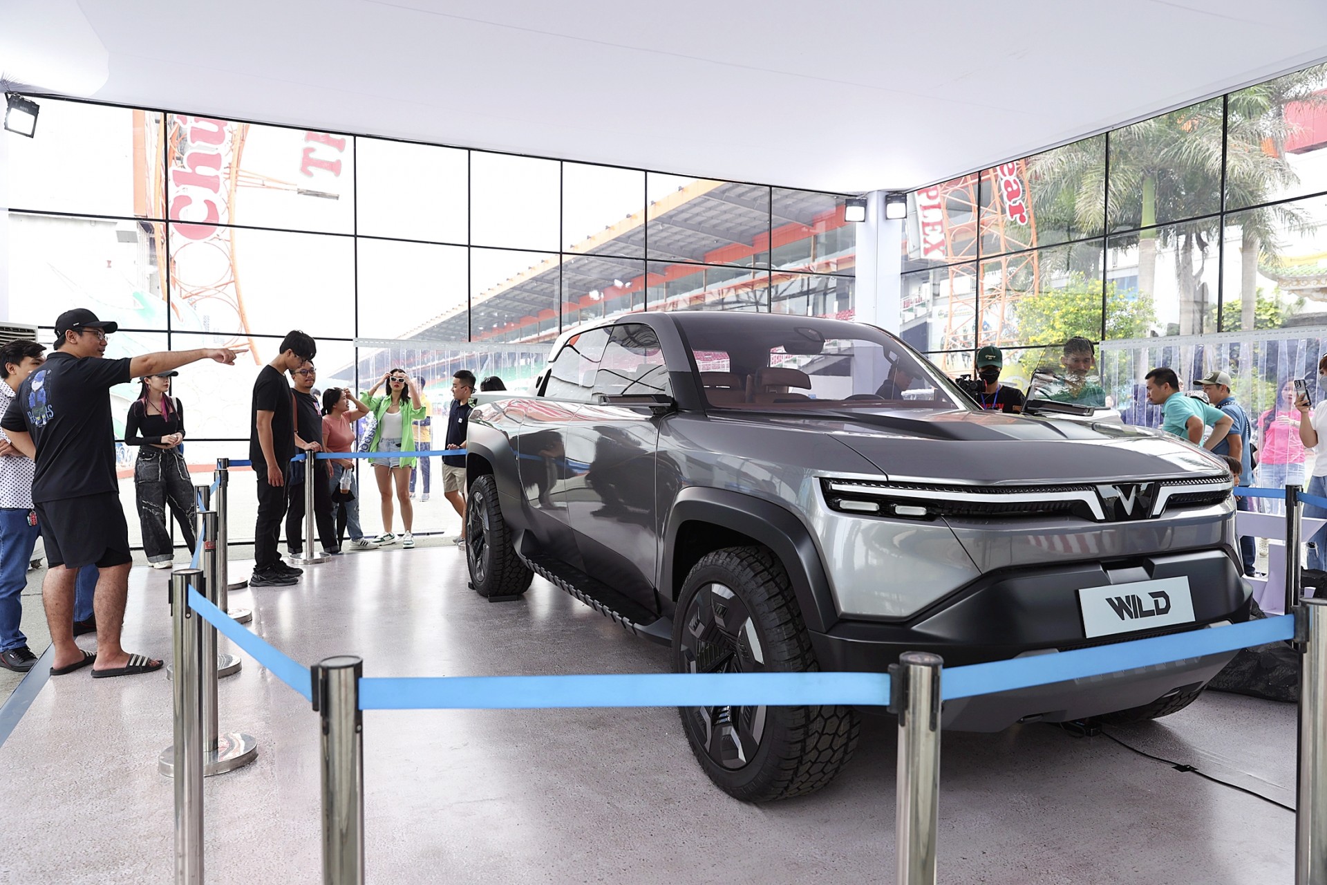 VinFast mang toàn bộ dải xe điện đến trường đua Đại Nam VinFast mang toàn bộ dải xe điện đến trường đua Đại Nam