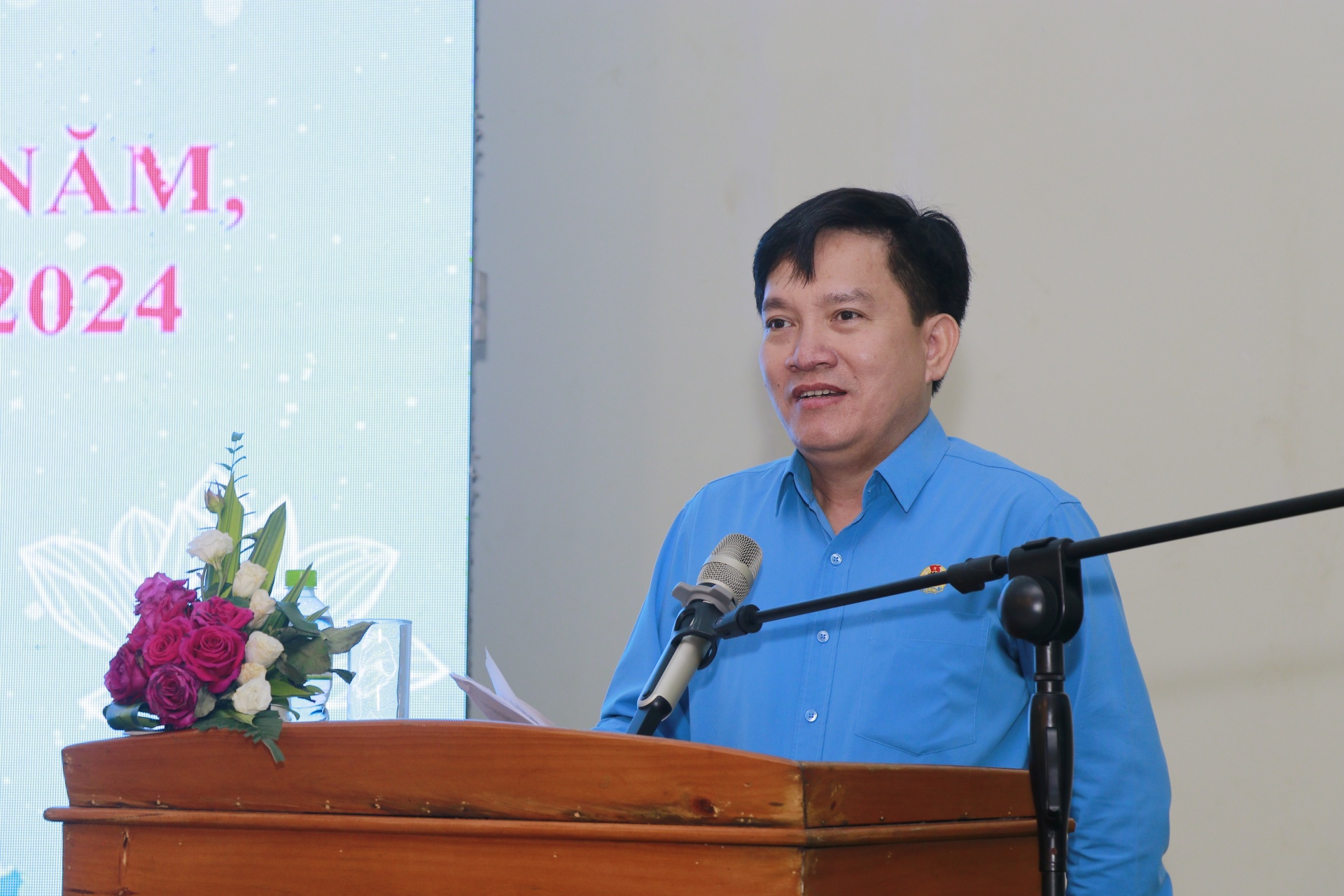 Công đoàn 6 tỉnh Bắc Trung Bộ quyết tâm đưa nghị quyết đại hội công đoàn vào cuộc sống Công đoàn 6 tỉnh Bắc Trung Bộ quyết tâm đưa nghị quyết đại hội công đoàn vào cuộc sống