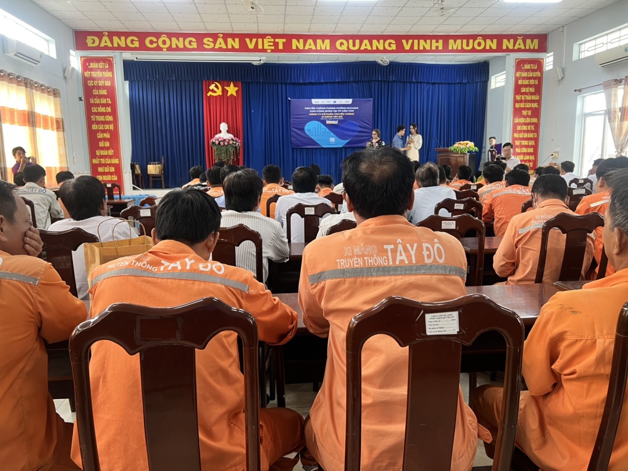 Chăm lo thiết thực đời sống vật chất, tinh thần cho đoàn viên, NLĐ Chăm lo thiết thực đời sống vật chất, tinh thần cho đoàn viên, NLĐ