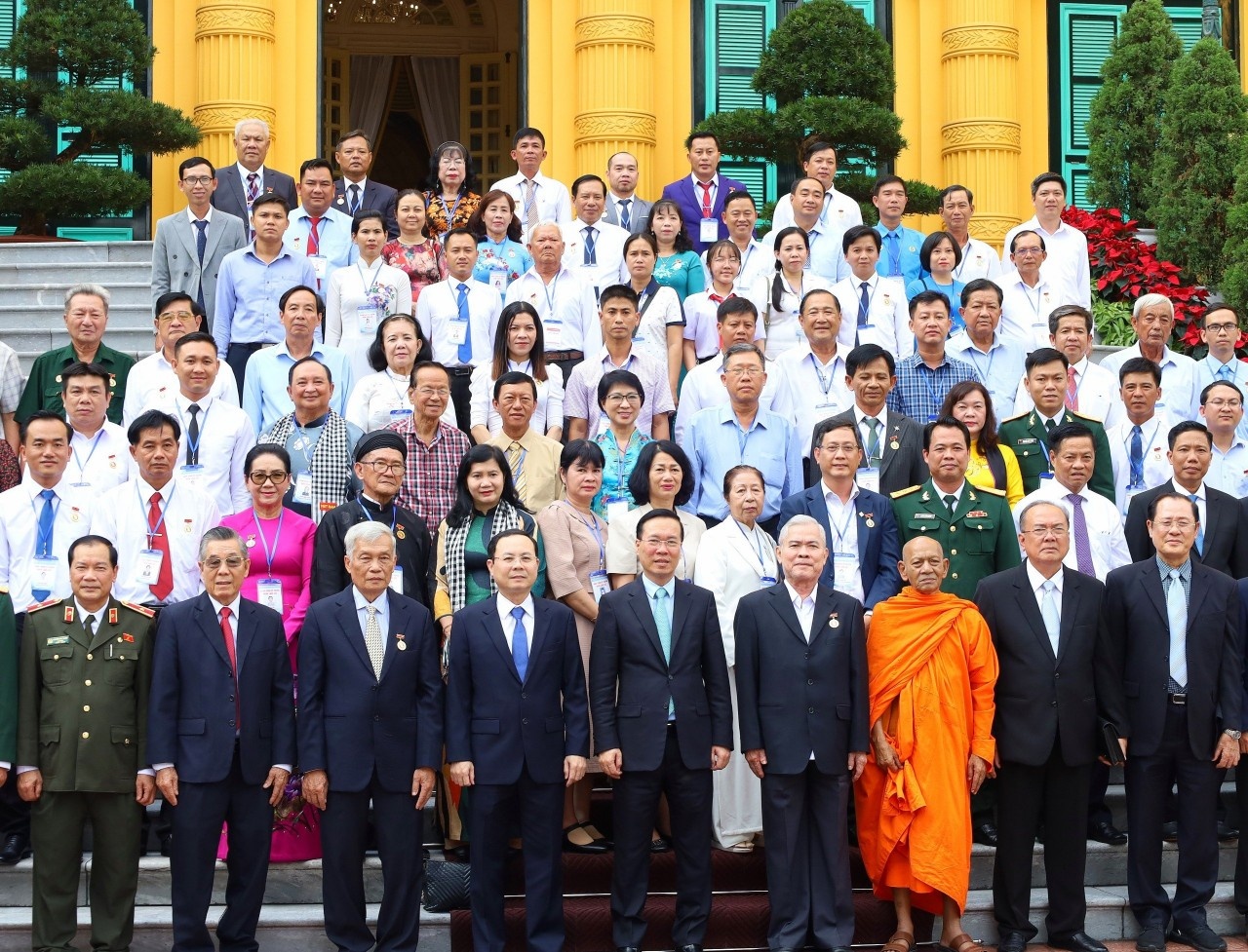 Đoàn viên công đoàn có nhiều đóng góp thiết thực cho nghiên cứu khoa học Đoàn viên công đoàn có nhiều đóng góp thiết thực cho nghiên cứu khoa học