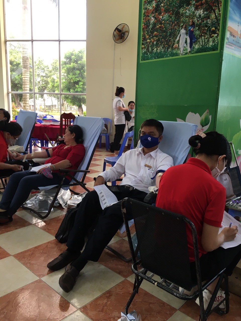 Công nhân điện có hơn 40 lần hiến máu cứu người Công nhân điện có hơn 40 lần hiến máu cứu người