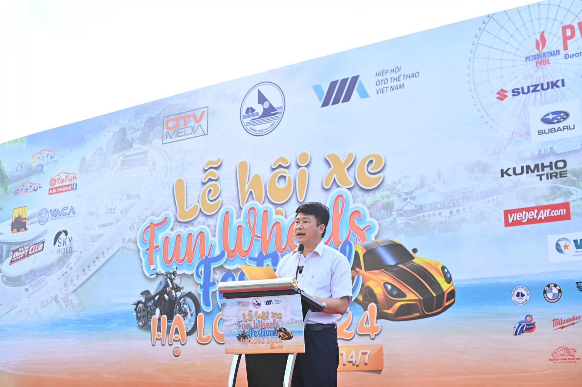 Lễ hội xe - Fun Wheels Festival Hạ Long 2024 chính thức khai mạc Lễ hội xe - Fun Wheels Festival Hạ Long 2024 chính thức khai mạc