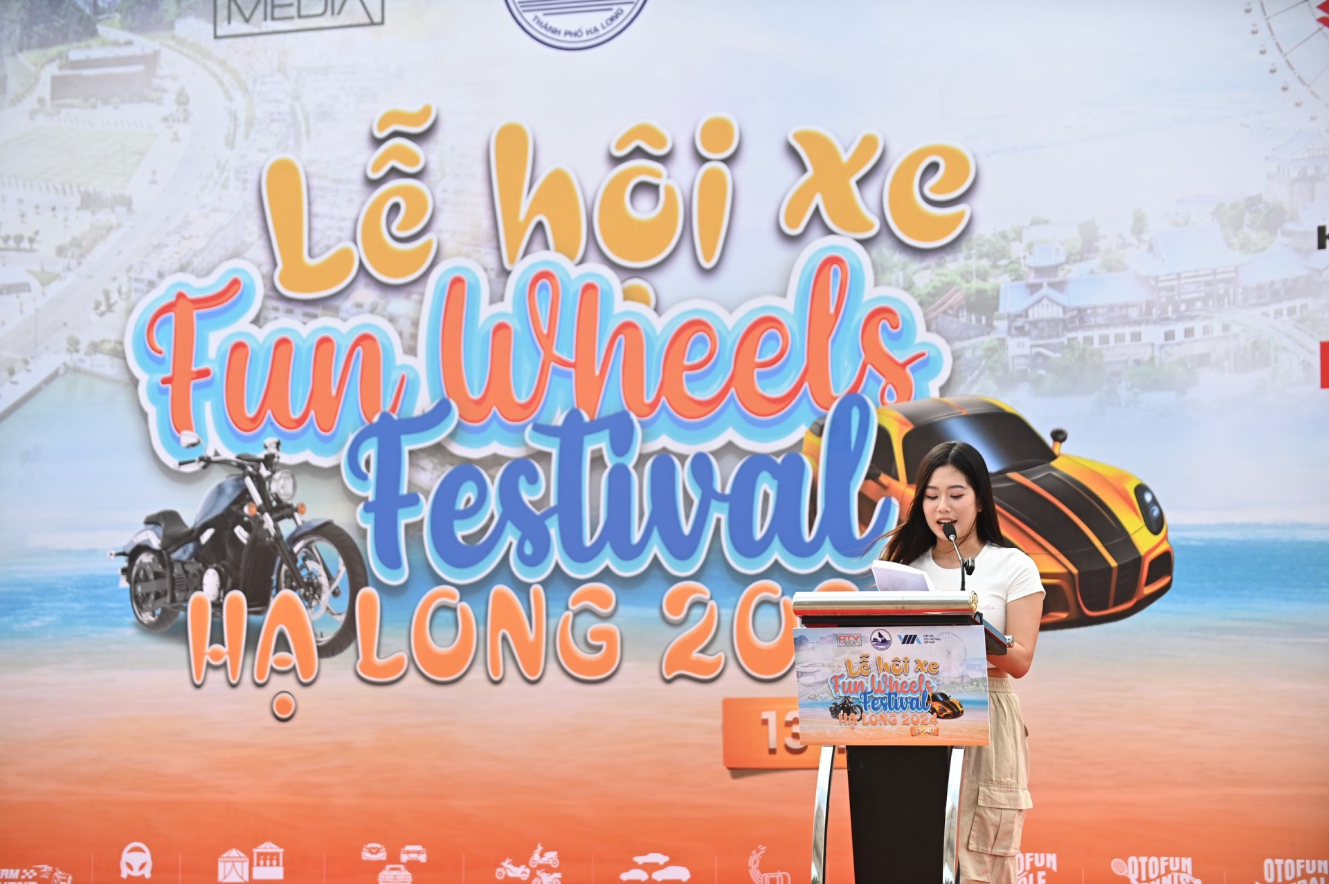 Lễ hội xe - Fun Wheels Festival Hạ Long 2024 chính thức khai mạc Lễ hội xe - Fun Wheels Festival Hạ Long 2024 chính thức khai mạc
