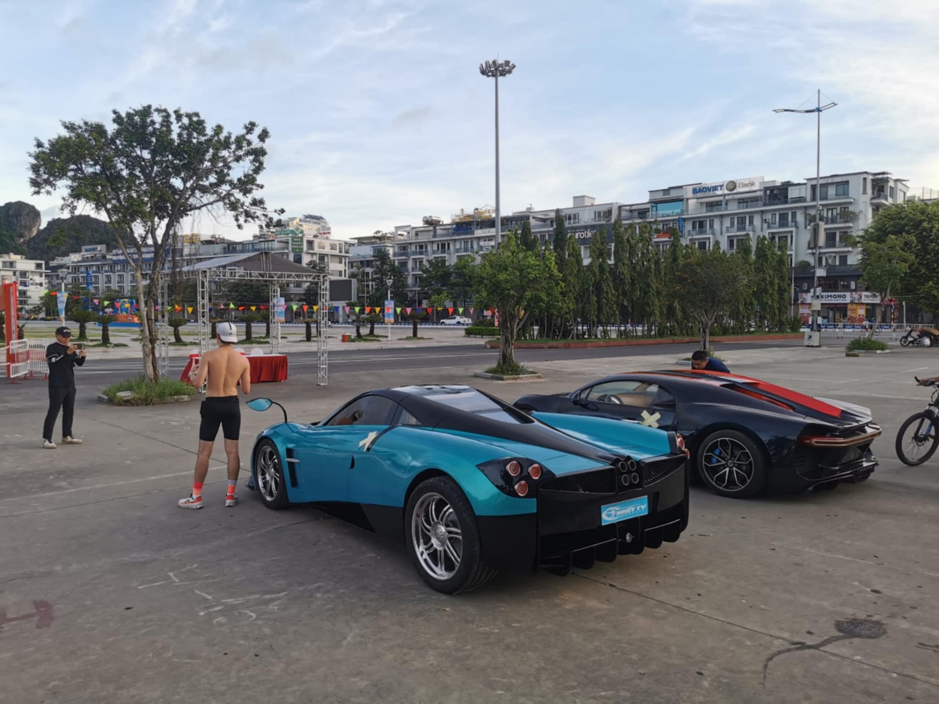 'Siêu xe' Bugatti Chiron và Pagani Huayra tại Fun Wheels Festival Hạ Long 2024