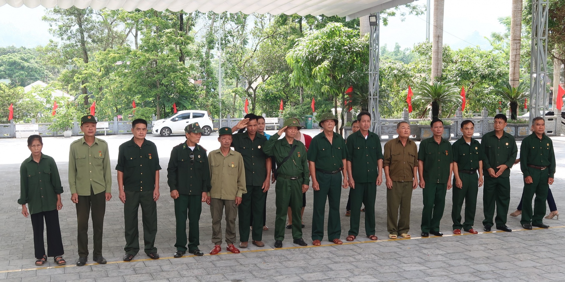 Mùa tri ân tháng 7 ở Nghĩa trang liệt sĩ Quốc gia Vị Xuyên Mùa tri ân tháng 7 ở Nghĩa trang liệt sĩ Quốc gia Vị Xuyên