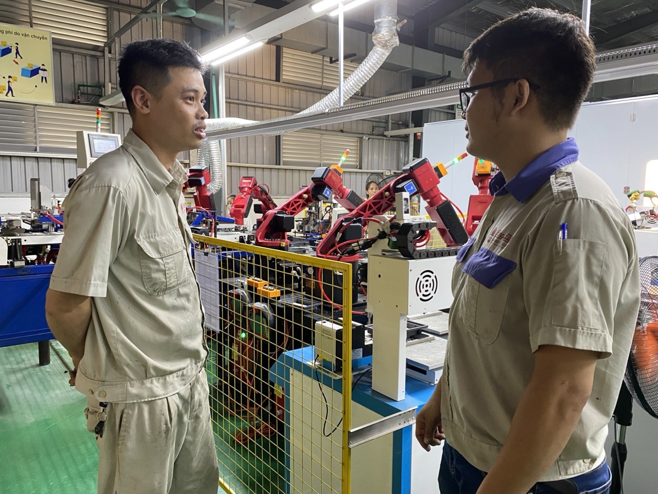 “Vào Đảng để phát huy tinh thần “Rạng Đông anh hùng có Bác Hồ”
