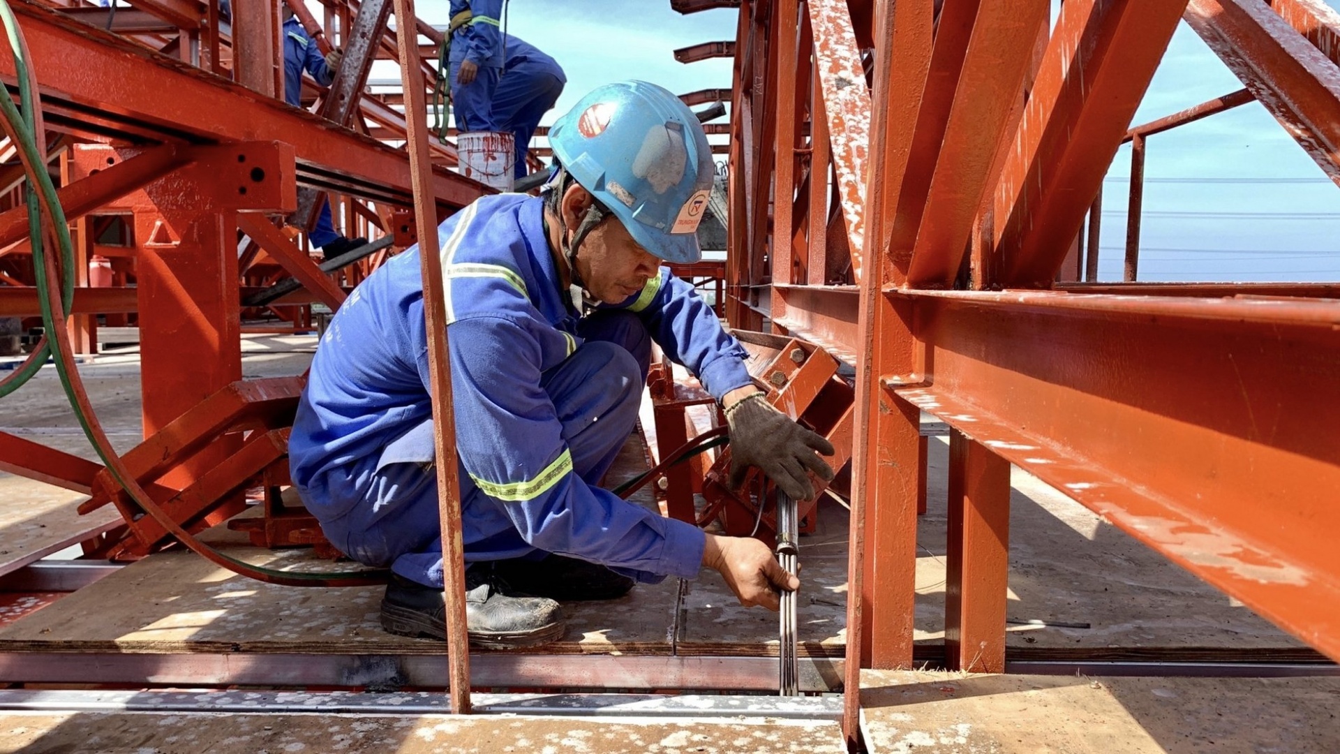 Các cấp công đoàn chủ động triển khai Chỉ thị 31 về tăng cường sự lãnh đạo của Đảng với công tác ATVSLĐ