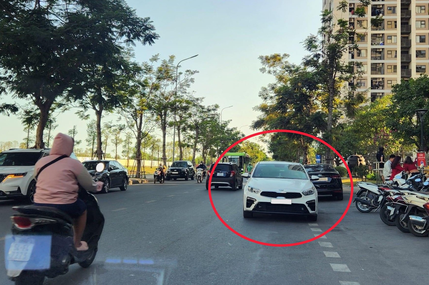 Phạt nguội đi ngược chiều với ô tô, xe máy như thế nào? Phạt nguội đi ngược chiều với ô tô, xe máy như thế nào?