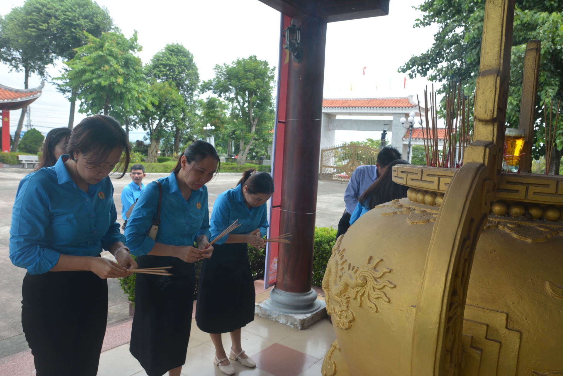 Đà Nẵng: Công đoàn dâng hương tưởng nhớ các Anh hùng Liệt sĩ