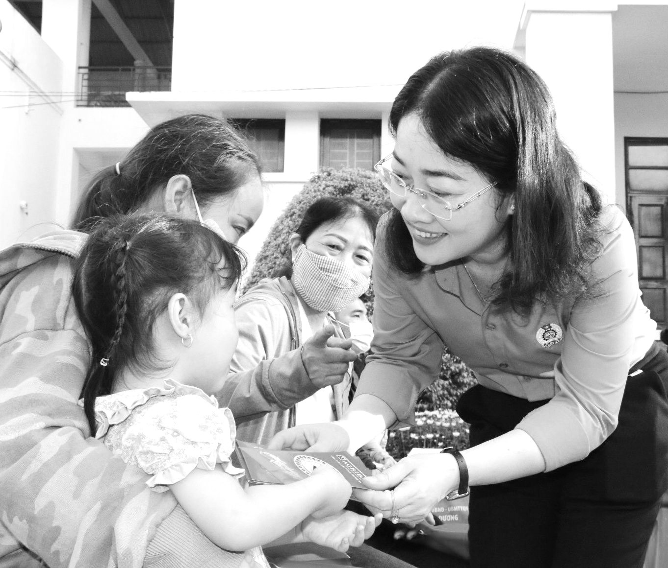 Lãnh đạo Công đoàn khắp mọi miền chung một niềm thương tiếc Tổng Bí thư Nguyễn Phú Trọng Lãnh đạo Công đoàn khắp mọi miền chung một niềm thương tiếc Tổng Bí thư Nguyễn Phú Trọng