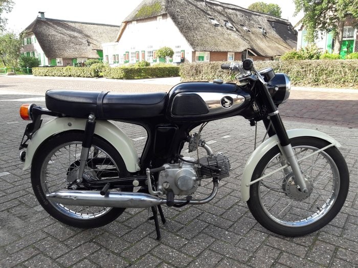 Honda 67 - giấc mơ của thế hệ 6x-7x Honda 67 - giấc mơ của thế hệ 6x-7x