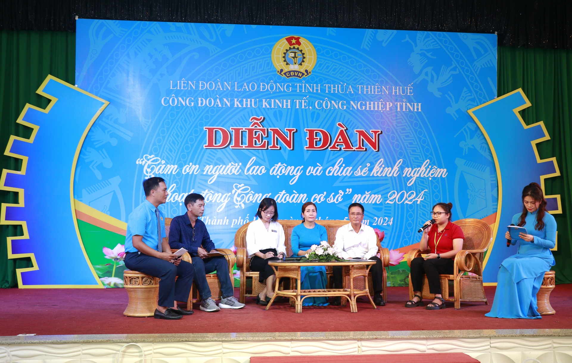 Đổi mới hoạt động Công đoàn theo hướng khoa học, sáng tạo, hướng về cơ sở Đổi mới hoạt động Công đoàn theo hướng khoa học, sáng tạo, hướng về cơ sở