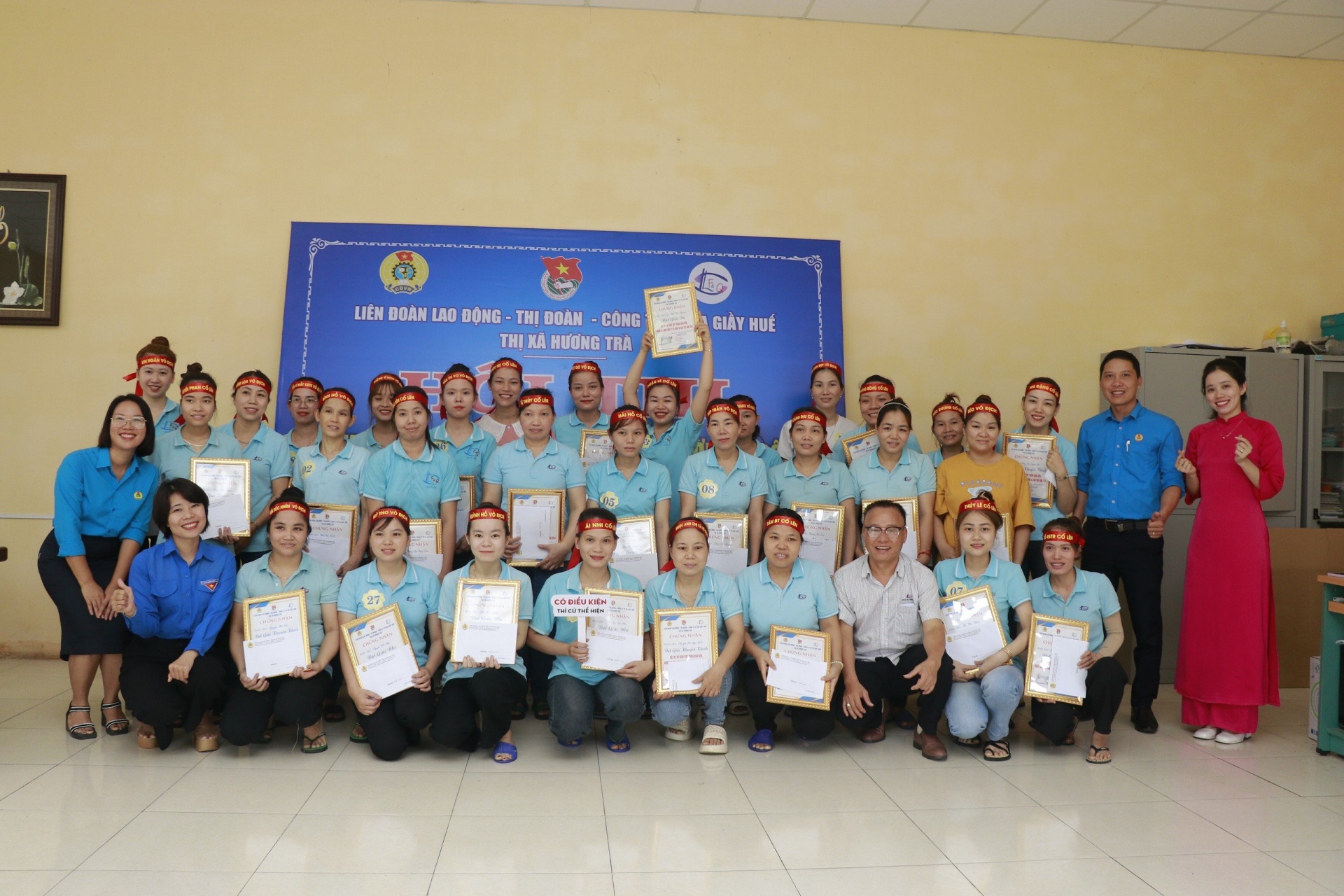 Đổi mới hoạt động Công đoàn theo hướng khoa học, sáng tạo, hướng về cơ sở Đổi mới hoạt động Công đoàn theo hướng khoa học, sáng tạo, hướng về cơ sở