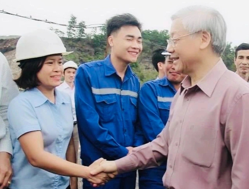 Gặp người đảng viên công nhân từng được Tổng Bí thư Nguyễn Phú Trọng đối thoại cởi mở Gặp người đảng viên công nhân từng được Tổng Bí thư Nguyễn Phú Trọng đối thoại cởi mở