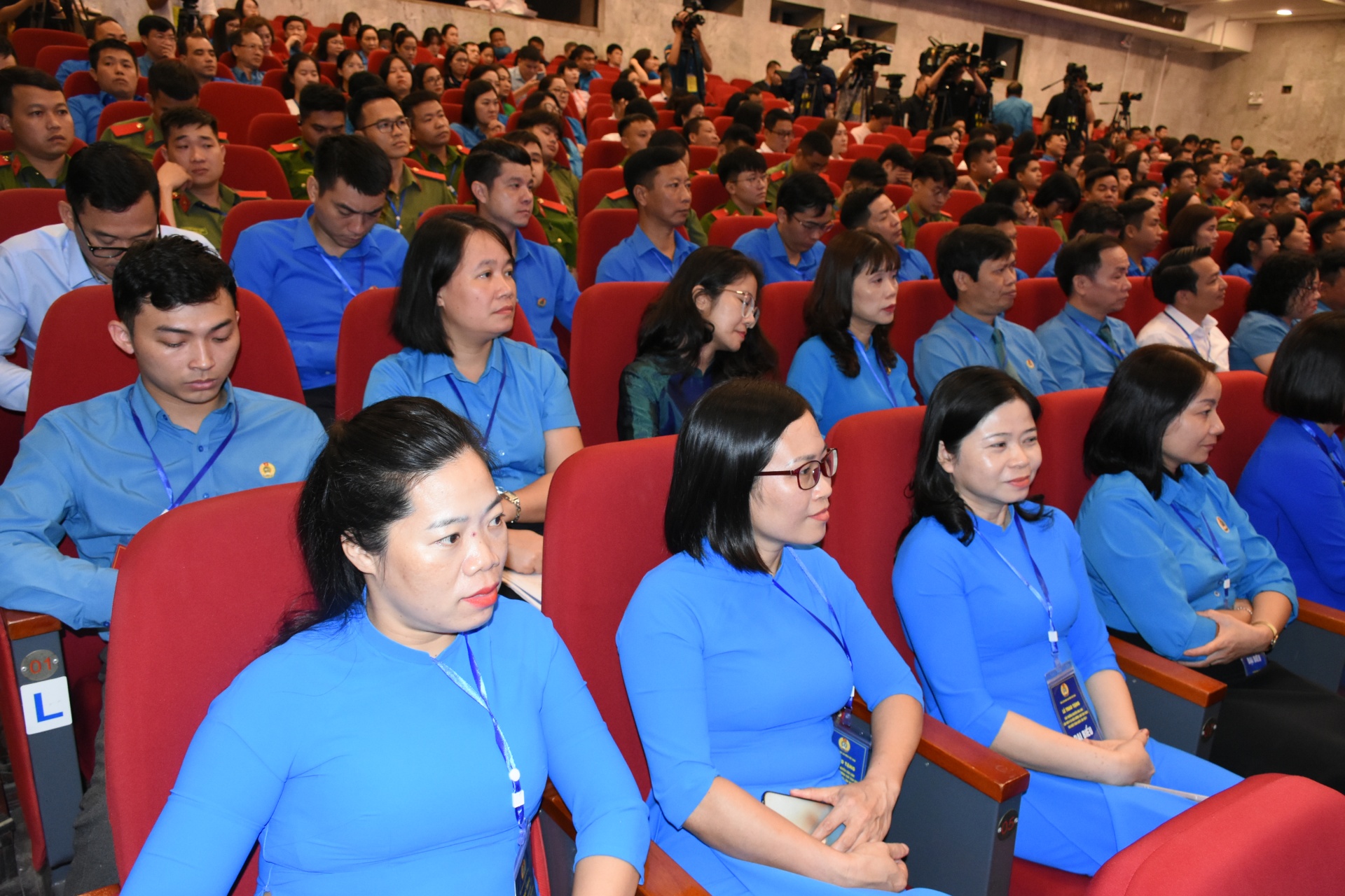 Tường thuật: Kỷ niệm 95 năm thành lập Công đoàn Việt Nam và trao tặng Giải thưởng Nguyễn Văn Linh Tường thuật: Kỷ niệm 95 năm thành lập Công đoàn Việt Nam và trao tặng Giải thưởng Nguyễn Văn Linh