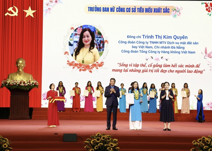 Làm cán bộ Nữ công Công đoàn là biết “hy sinh, chịu khó” Làm cán bộ Nữ công Công đoàn là biết “hy sinh, chịu khó”