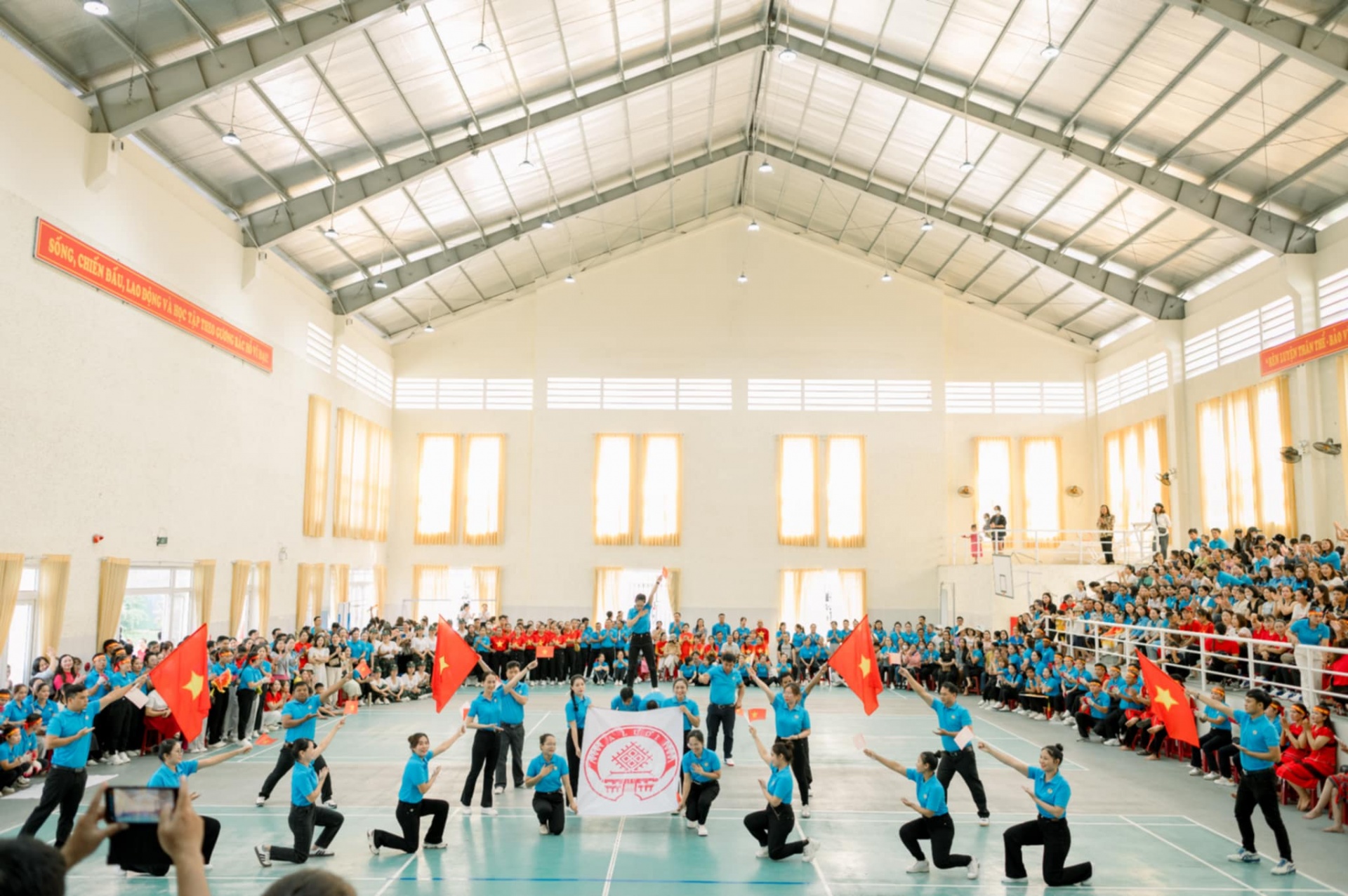 Dư âm những bài đồng diễn thể dục lan tỏa tinh thần gắn kết giữa vùng cao A Lưới