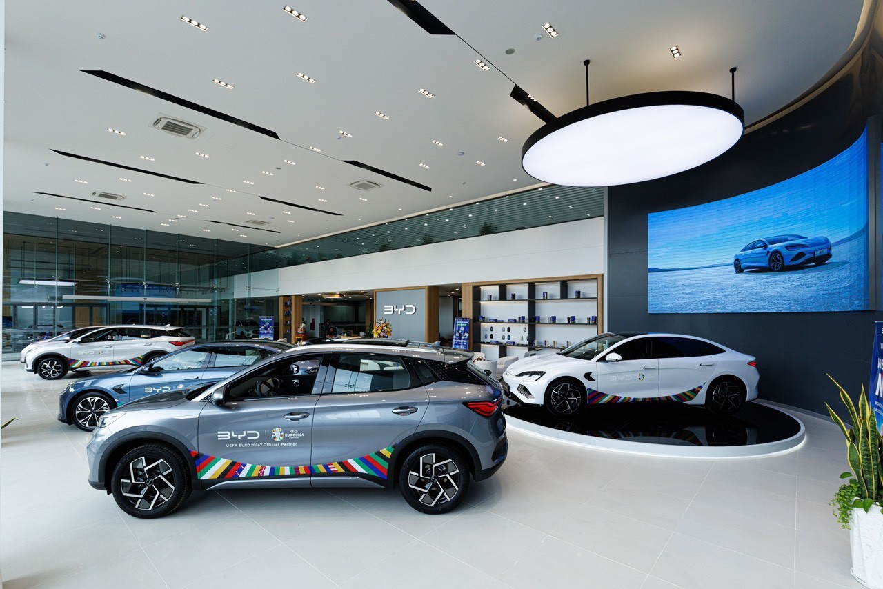 BYD đầu tư phát triển hệ sinh thái xe năng lượng mới cho người Việt BYD đầu tư phát triển hệ sinh thái xe năng lượng mới cho người Việt