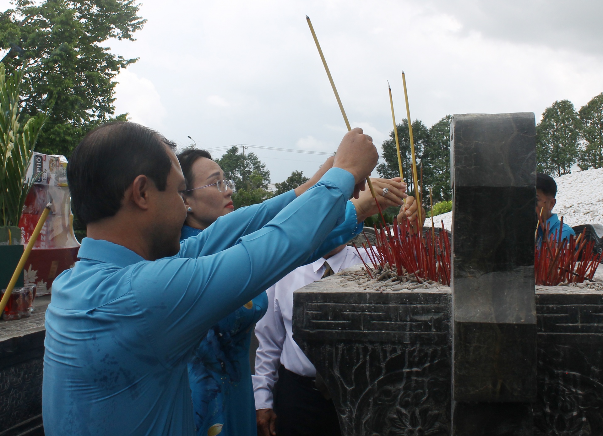 Họp mặt cán bộ công đoàn chuyên trách ba tỉnh Hậu Giang, Cần Thơ và Sóc Trăng