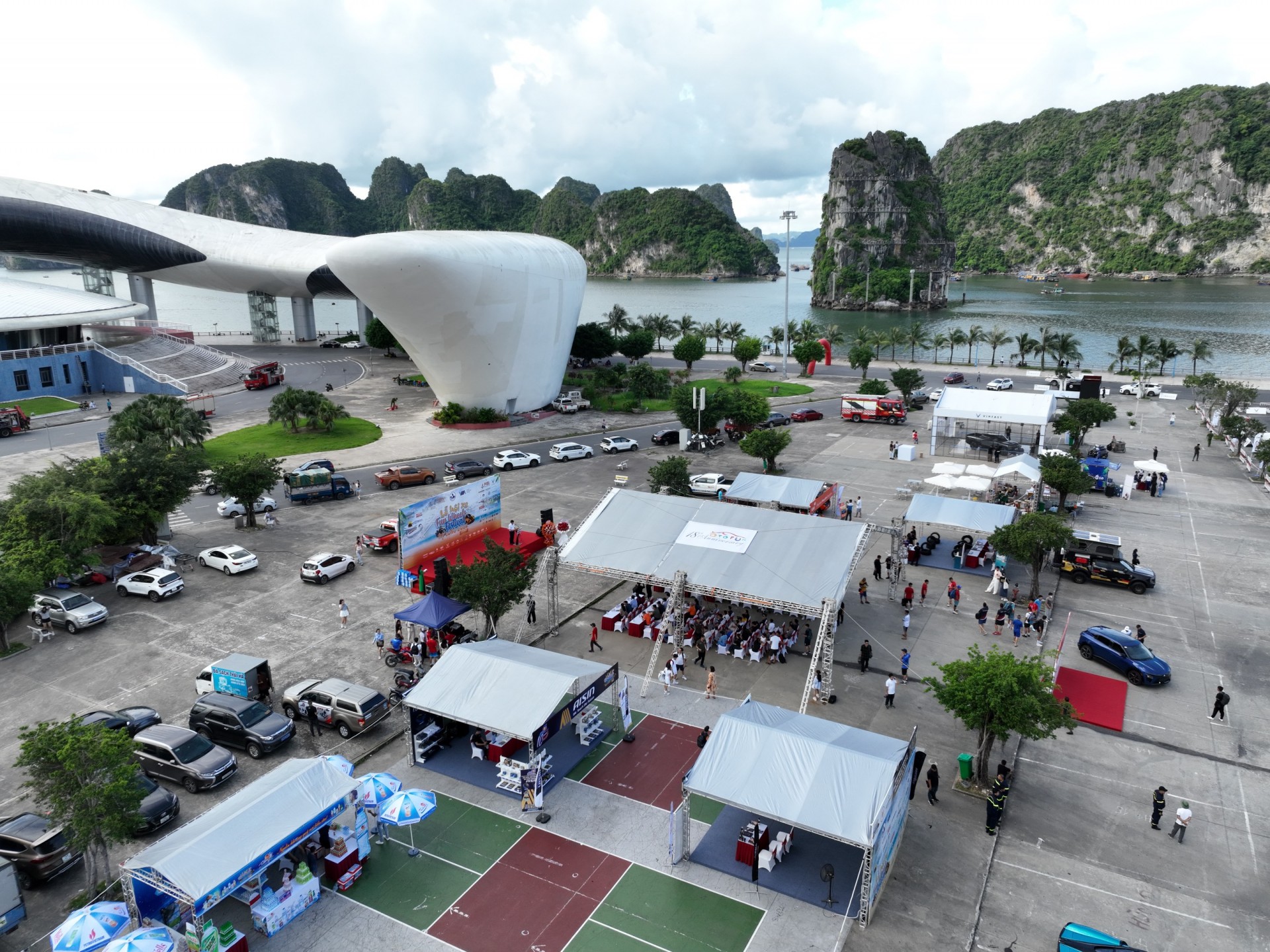 Ban Tổ chức cảm ơn các đơn vị tham gia Lễ hội Xe - Fun Wheels Festival Hạ Long 2024 Ban Tổ chức cảm ơn các đơn vị tham gia Lễ hội Xe - Fun Wheels Festival Hạ Long 2024