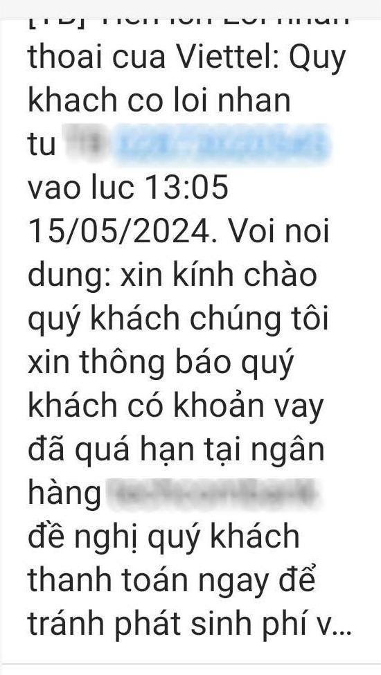 Cảnh báo “bẫy nợ” thẻ ngân hàng - Kỳ 1: Được “tặng” thẻ tín dụng, công nhân bỗng thành “con nợ”