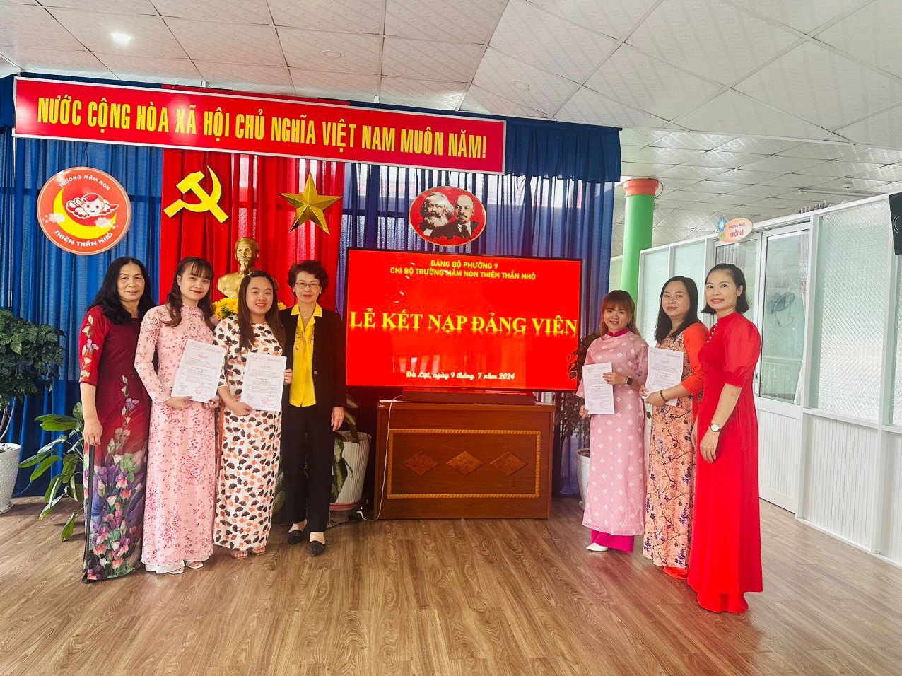 Tuyên dương 95 “Hoa thắm” trong “Vườn hoa Công đoàn” ở Đà Lạt