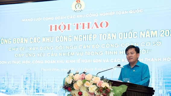 Nhiều thách thức trong việc xây dựng đội ngũ cán bộ công đoàn cơ sở trong tình hình mới Nhiều thách thức trong việc xây dựng đội ngũ cán bộ công đoàn cơ sở trong tình hình mới