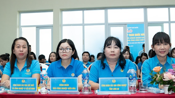 Cần hoàn thiện cơ chế để cán bộ CĐCS mạnh dạn, nhiệt huyết bảo vệ quyền lợi cho NLĐ Cần hoàn thiện cơ chế để cán bộ CĐCS mạnh dạn, nhiệt huyết bảo vệ quyền lợi cho NLĐ