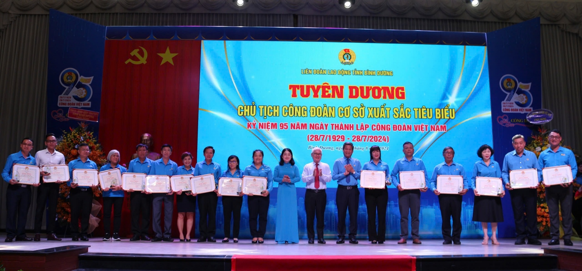 Bình Dương tuyên dương công nhân, Công đoàn, Chủ tịch công đoàn cùng 31 chủ trọ tiêu biểu
