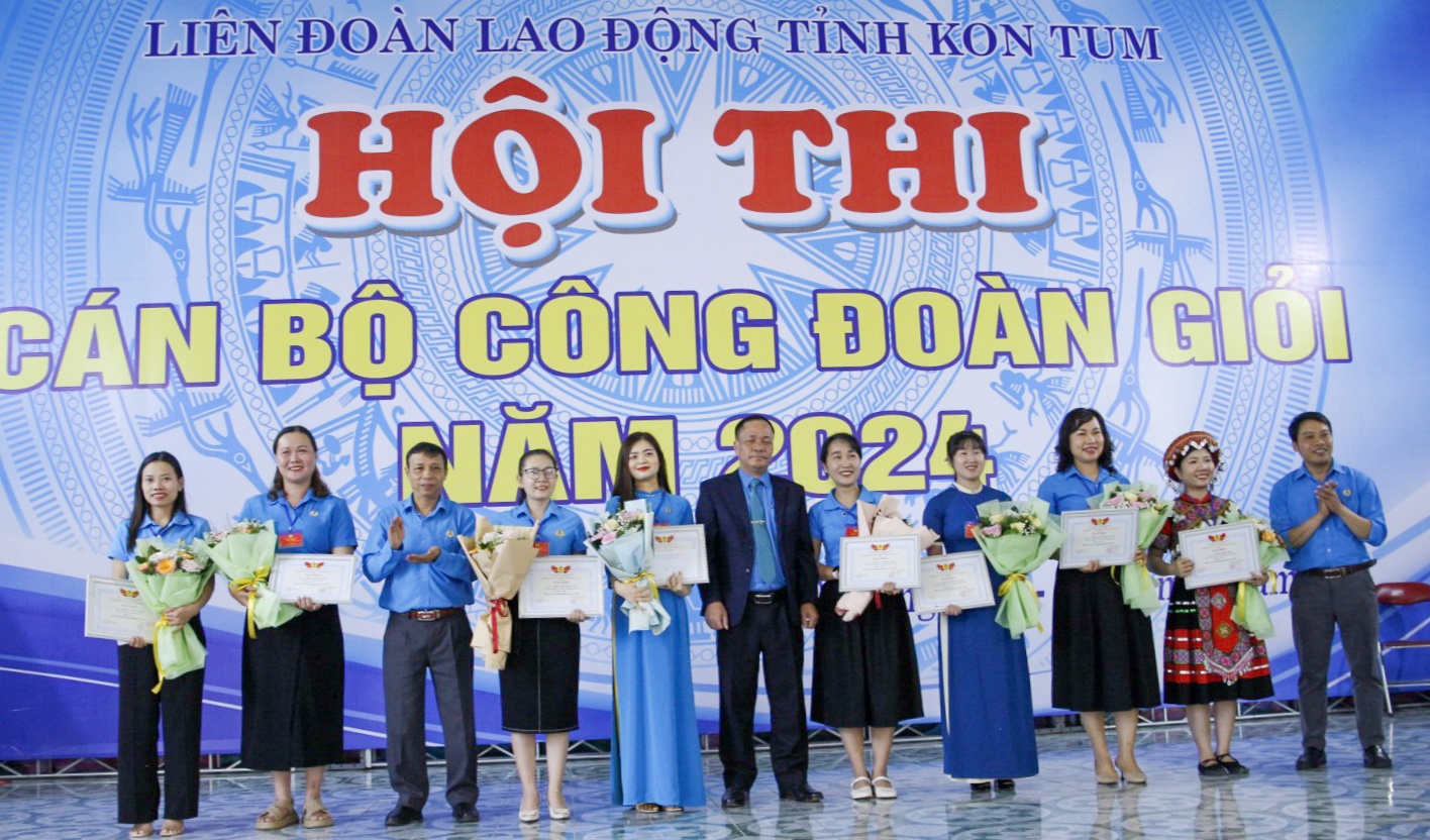 Hội thi cán bộ công đoàn giỏi ở Kon Tum: Đưa nghị quyết vào cuộc sống