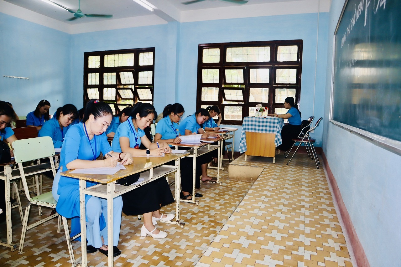 Hội thi cán bộ công đoàn giỏi ở Kon Tum: Đưa nghị quyết vào cuộc sống