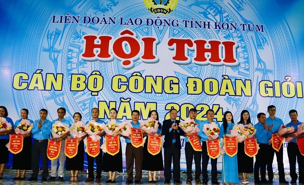 Hội thi cán bộ công đoàn giỏi ở Kon Tum: Đưa nghị quyết vào cuộc sống
