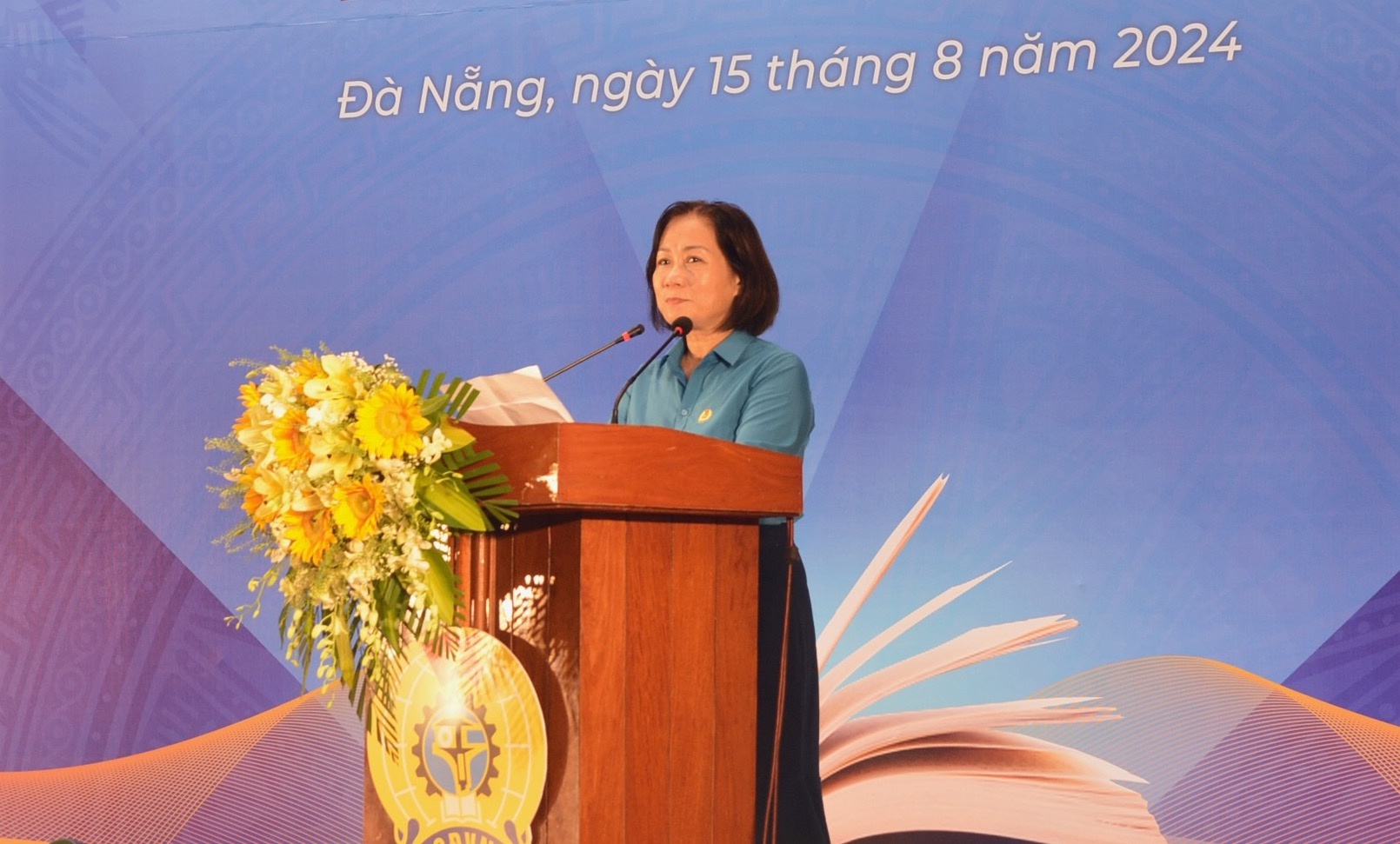 Đà Nẵng: Công đoàn tuyên dương, trao học bổng gần 500 triệu đồng cho con công nhân, viên chức, lao động