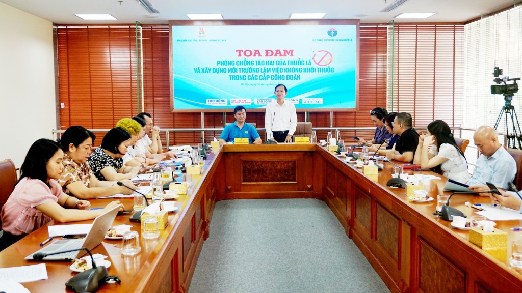 Sẽ ra mắt nhiều sản phẩm truyền thông mới về phòng, chống tác hại thuốc lá