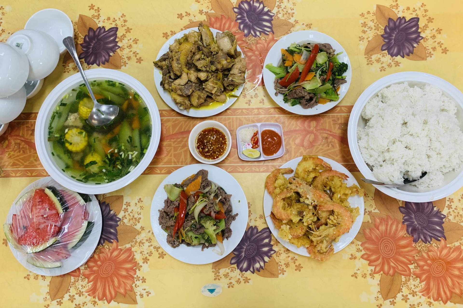 “Bữa cơm Công đoàn” ấm tình người lao động tại Công ty cổ phần Nhiệt điện Quảng Ninh “Bữa cơm Công đoàn” ấm tình người lao động tại Công ty cổ phần Nhiệt điện Quảng Ninh