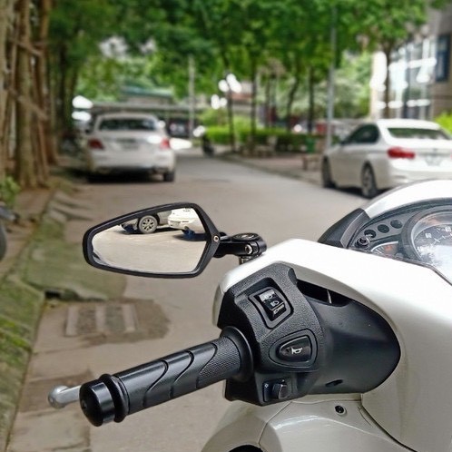 Xe máy lắp 1 gương bên trái có bị phạt không? Xe máy lắp 1 gương bên trái có bị phạt không?