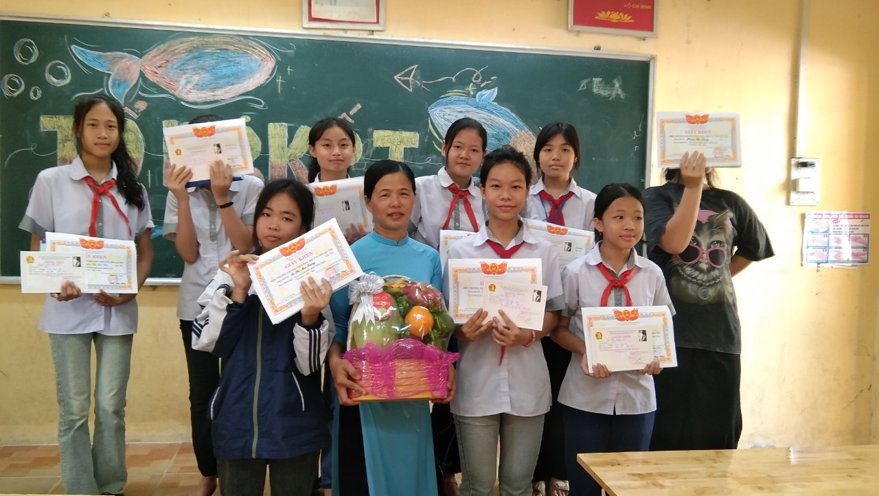 Hạnh phúc dưới mái ấm Công đoàn Trường THCS Hòa Phú