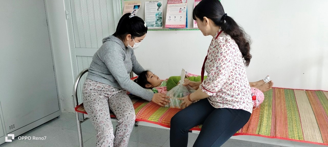 Chủ tịch Công đoàn Võ Thị Hoa Lý - mẹ hiền của trẻ tự kỷ Chủ tịch Công đoàn Võ Thị Hoa Lý - mẹ hiền của trẻ tự kỷ