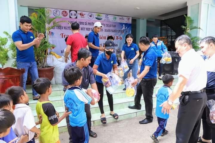 Những thành tích ấn tượng của một nữ lãnh đạo công đoàn trường học ở Ninh Thuận Những thành tích ấn tượng của một nữ lãnh đạo công đoàn trường học ở Ninh Thuận