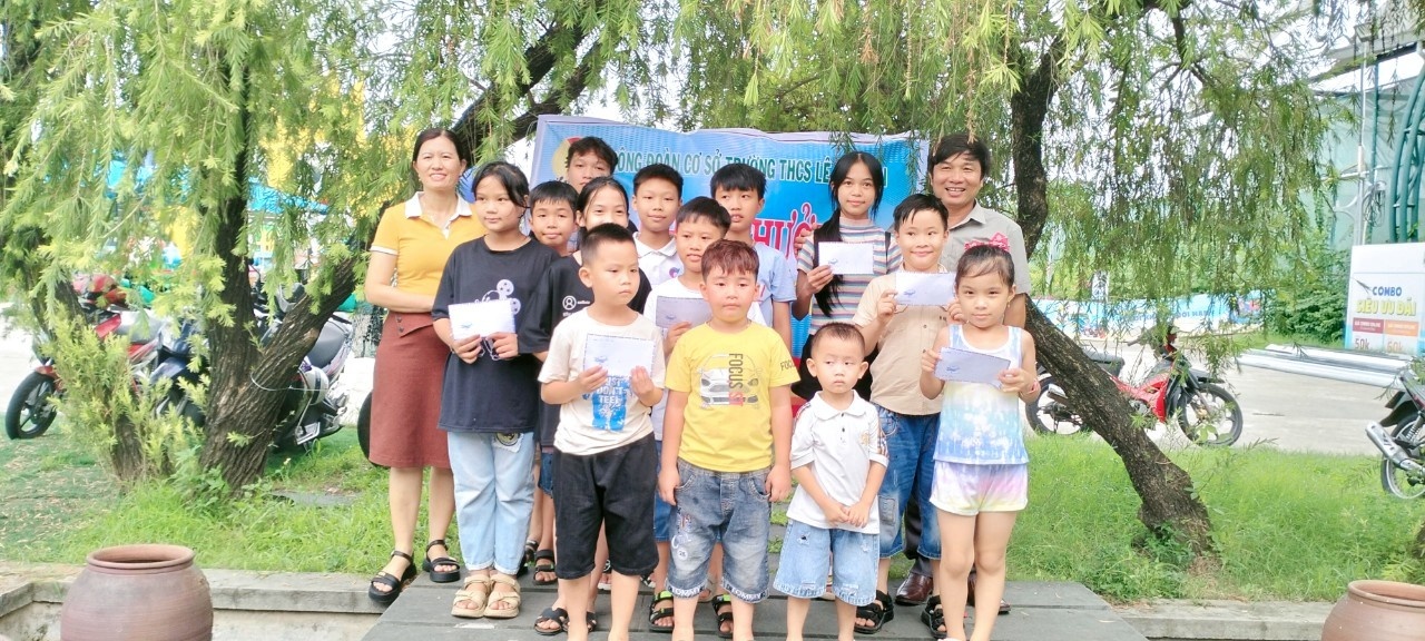 “Người anh cả” thân thiện của Công đoàn Trường THCS Lê Quý Đôn “Người anh cả” thân thiện của Công đoàn Trường THCS Lê Quý Đôn