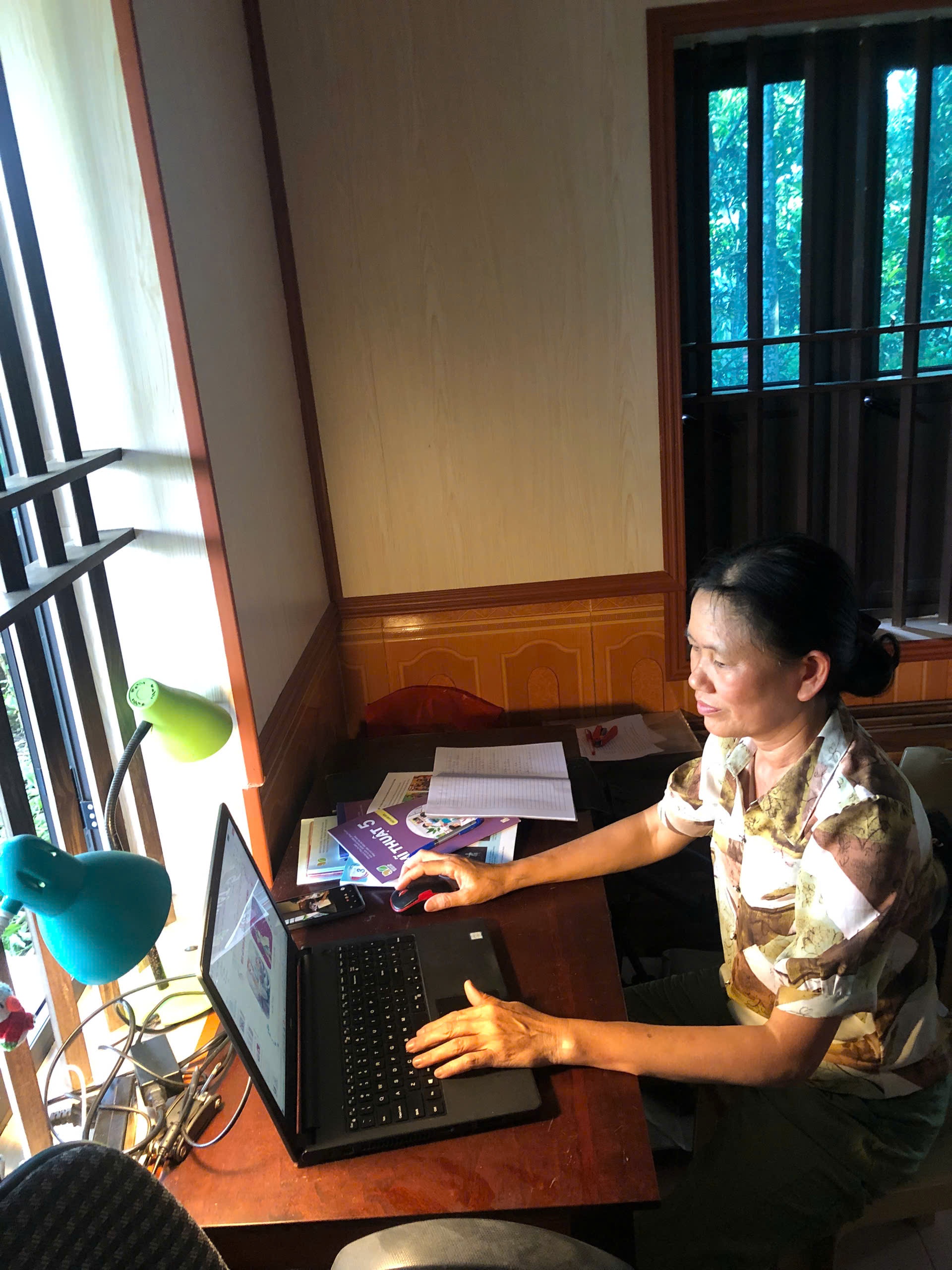 Công đoàn cơ sở Trường Tiểu học Nhân Hoà giúp tôi vững tin trong nghề nghiệp Công đoàn cơ sở Trường Tiểu học Nhân Hoà giúp tôi vững tin trong nghề nghiệp