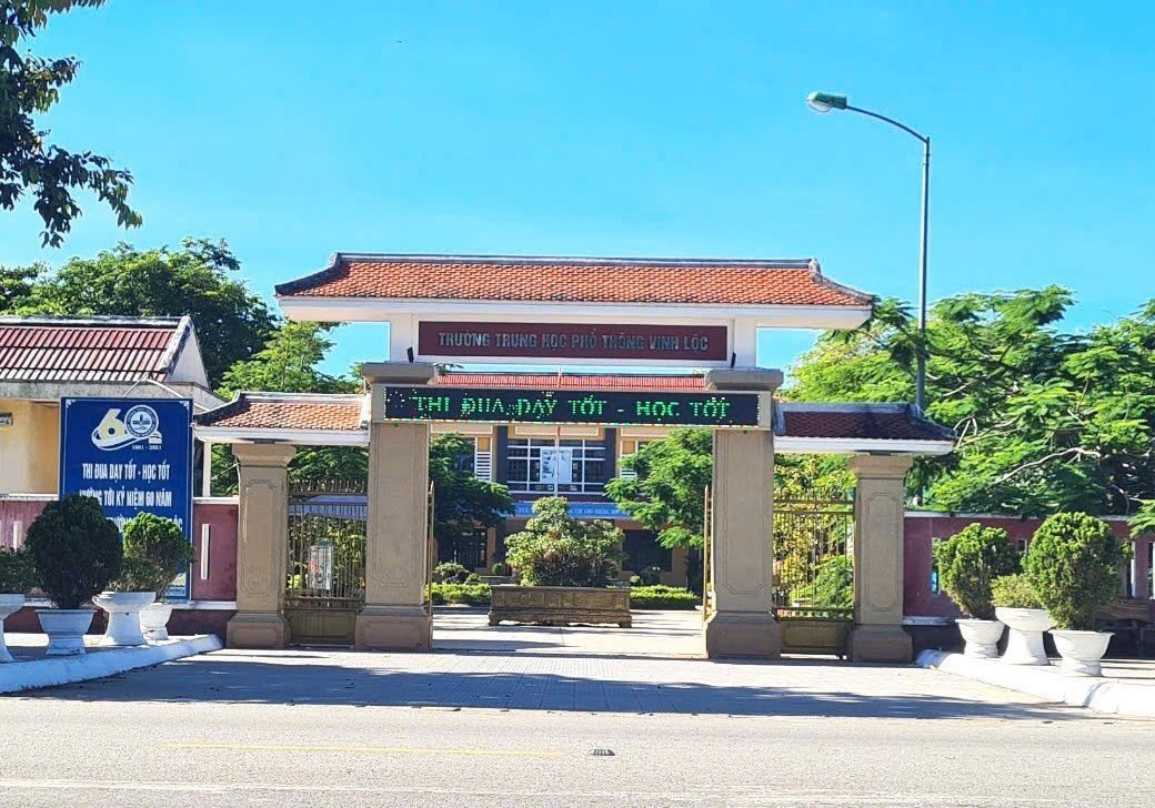 Kỳ 1: Cô giáo dạy Văn không gục ngã trước số phận nhờ vòng tay Công đoàn Kỳ 1: Cô giáo dạy Văn không gục ngã trước số phận nhờ vòng tay Công đoàn