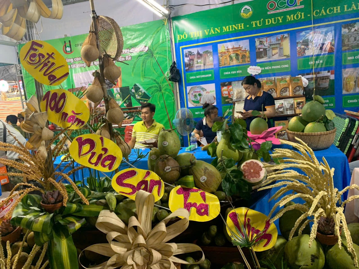 100 năm dừa sáp Trà Vinh 100 năm dừa sáp Trà Vinh